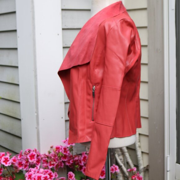 Bagatelle Salmon Coral Faux Vegan Leather Wide Collar Open Short Jacket Sz SMALL - Picture 4 of 7